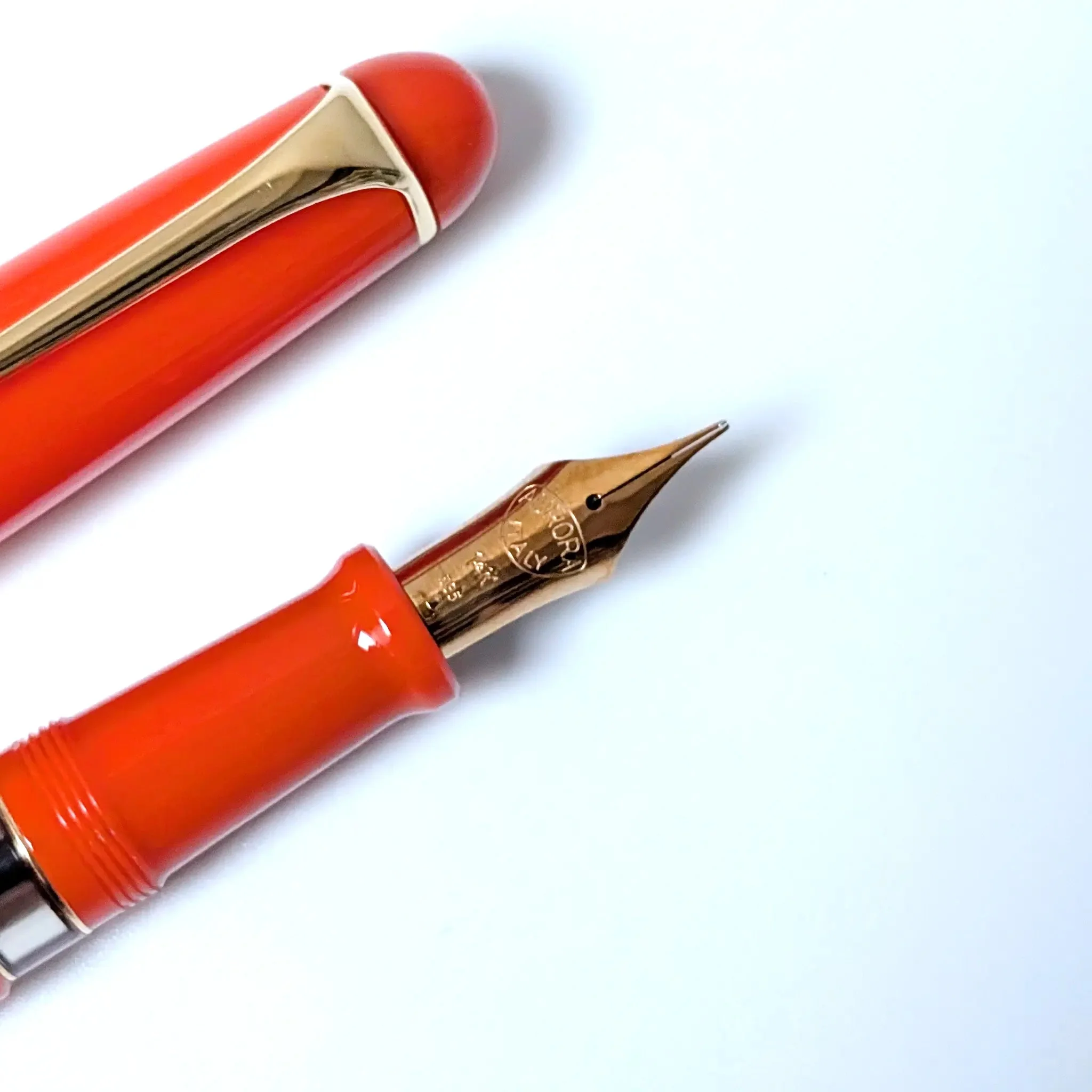 Aurora 88 Anniversario Orange with flex nib - Image 4