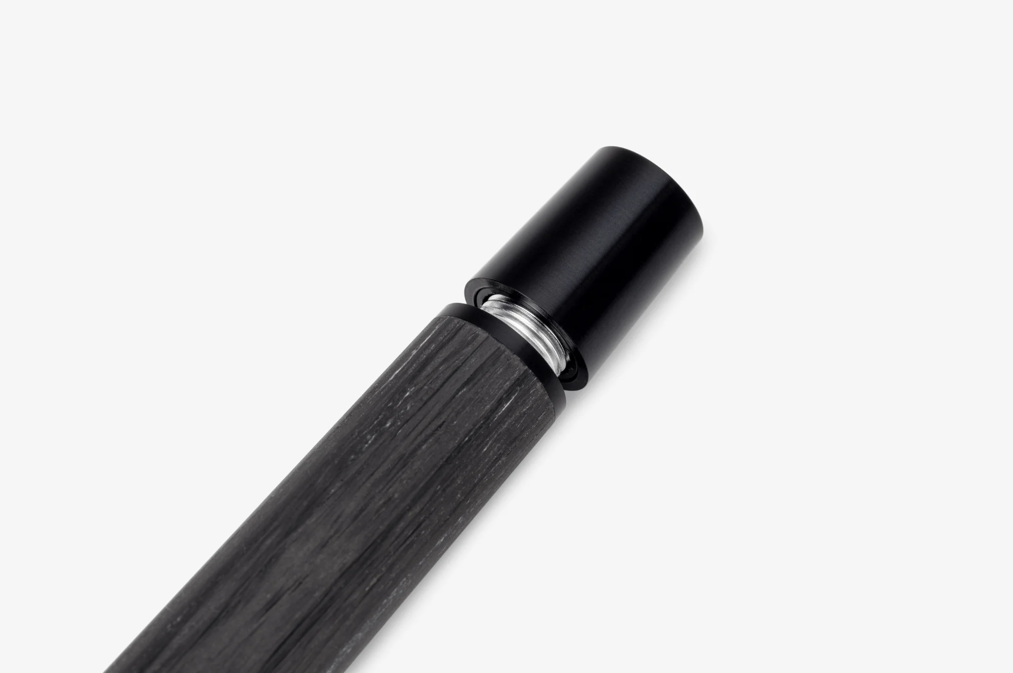 Gravitas  Piston Carbon Black - Image 6