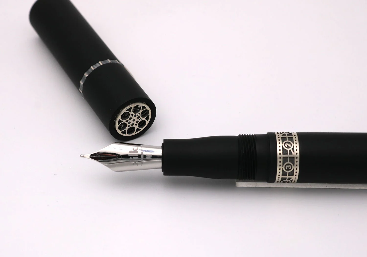 Kilk Camera Laterna Matte Black fountain pen - Image 3