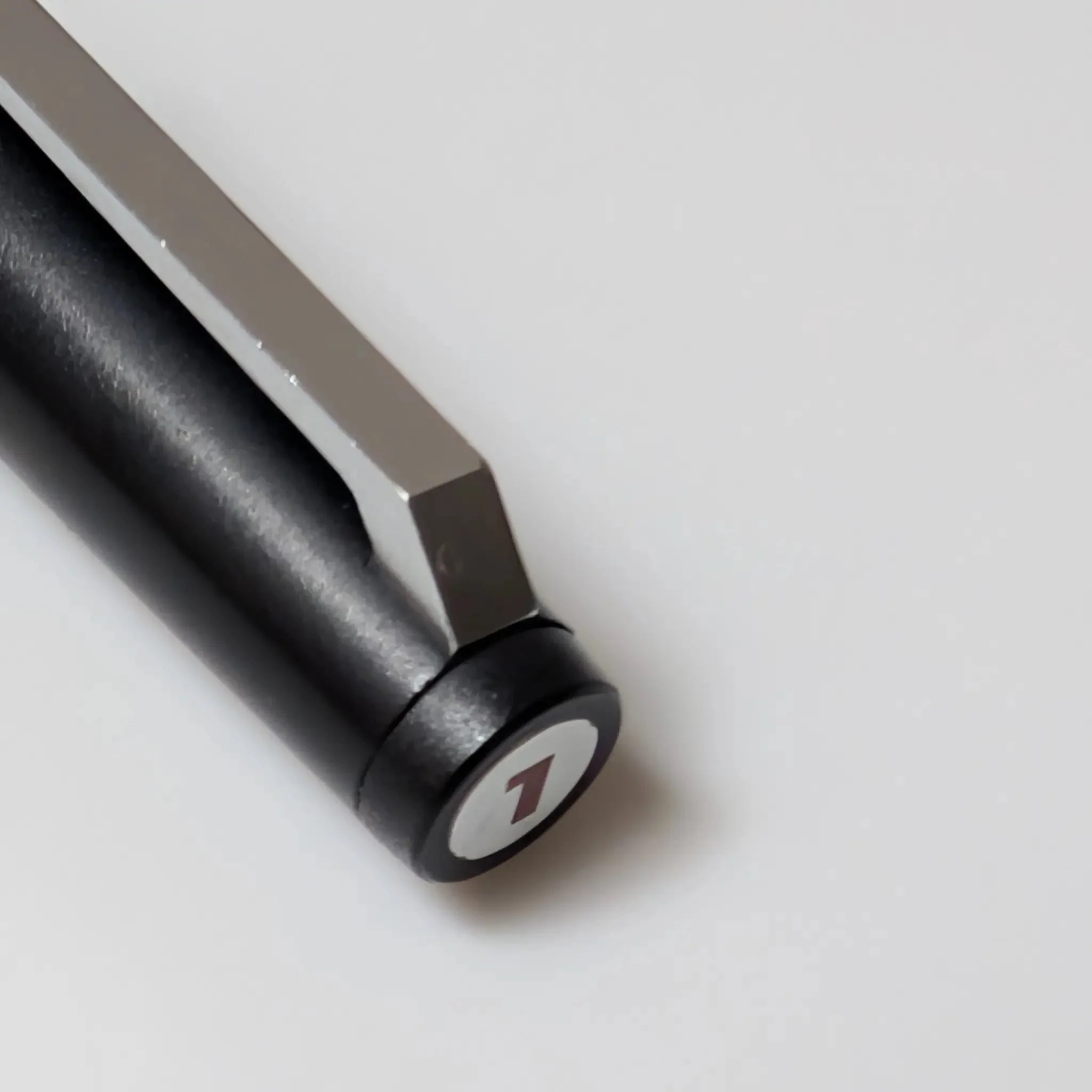 LAMY Profil 80 fountain pen - Image 2