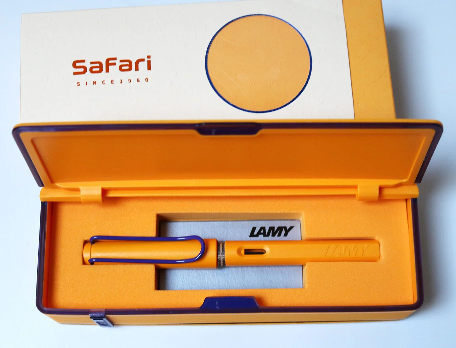 LAMY safari Candy Mango with purple clip - Image 2