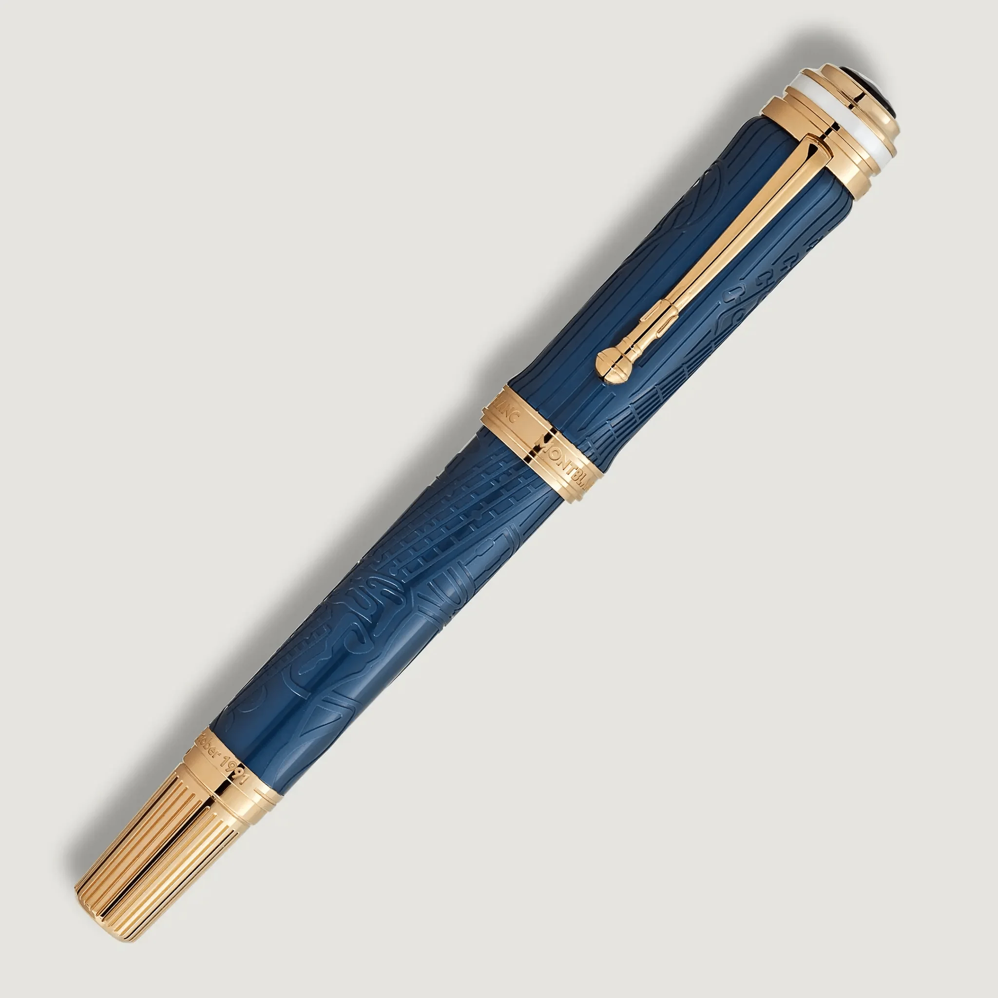 Montblanc Great Characters Queen Special Edition rollerball pen - Image 2