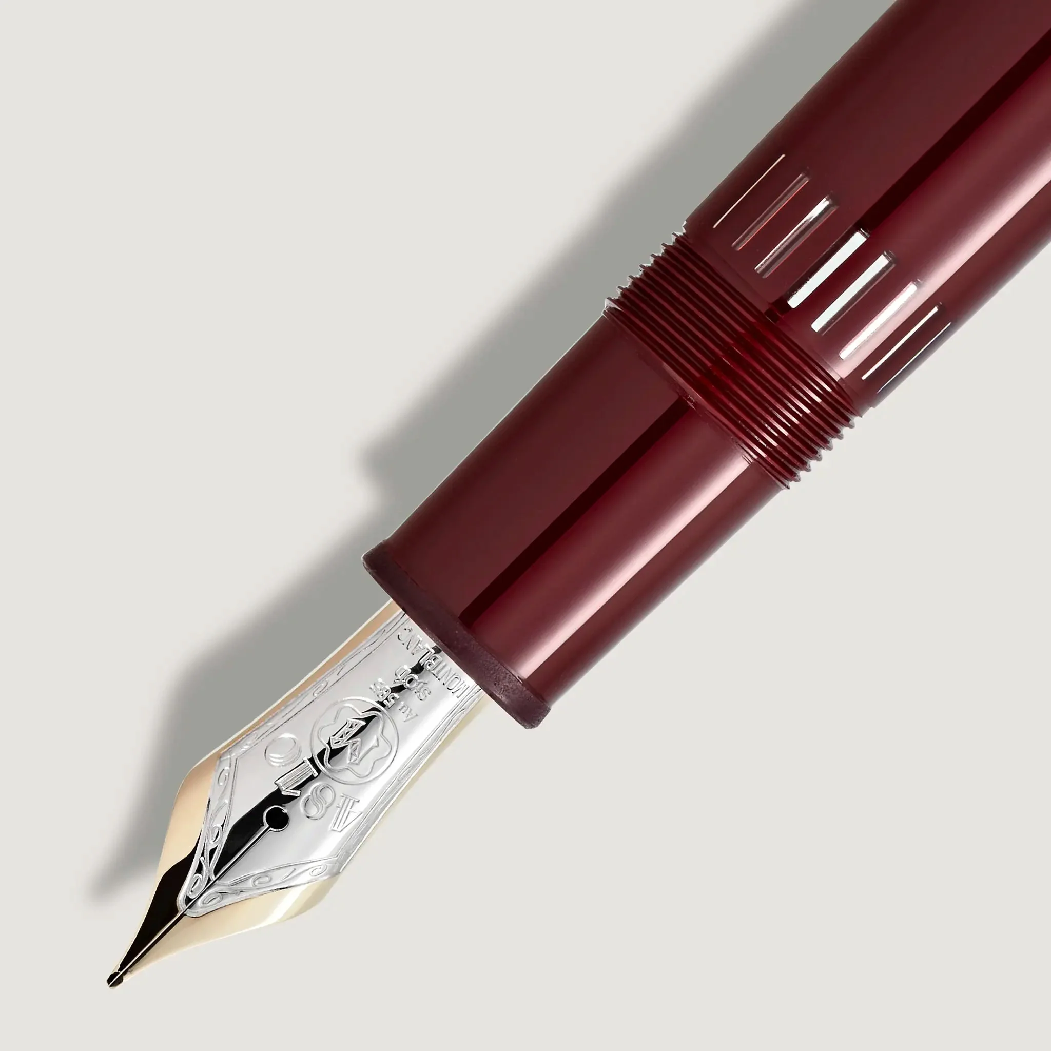 Montblanc Meisterstück 146 LeGrand Burgundy Red fountain pen - Image 4