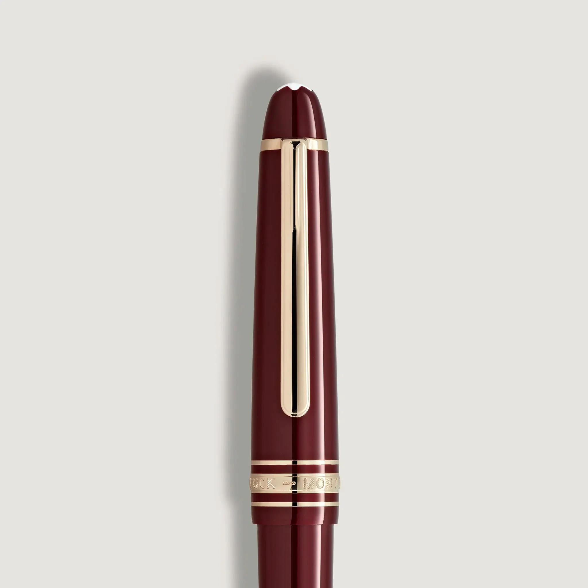 Montblanc Meisterstück Burgundy Red Midsize 161 ballpoint pen - Image 3