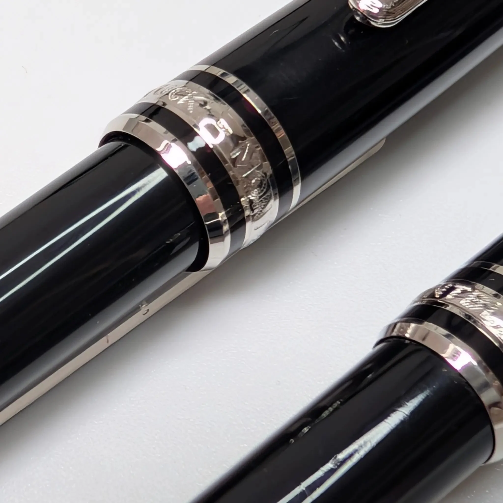 Montblanc Mozart SET platinum trim fountain pen and mechanical pencil - Image 2