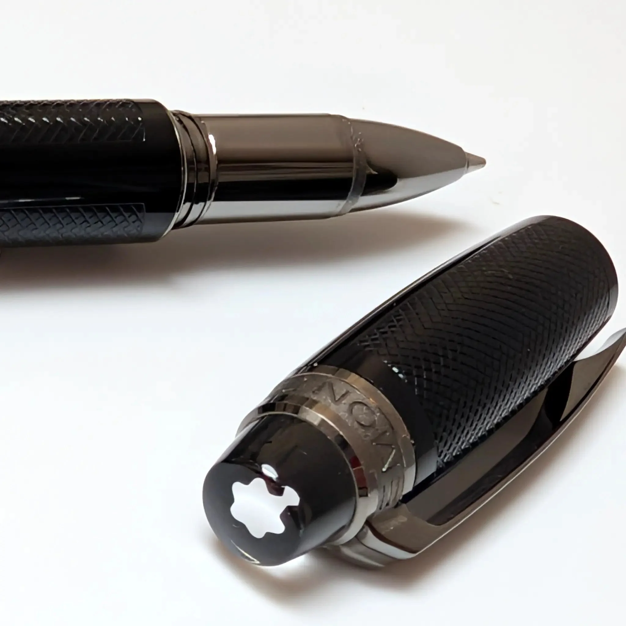 Montblanc Starwalker Extreme rollerball pen - Image 5