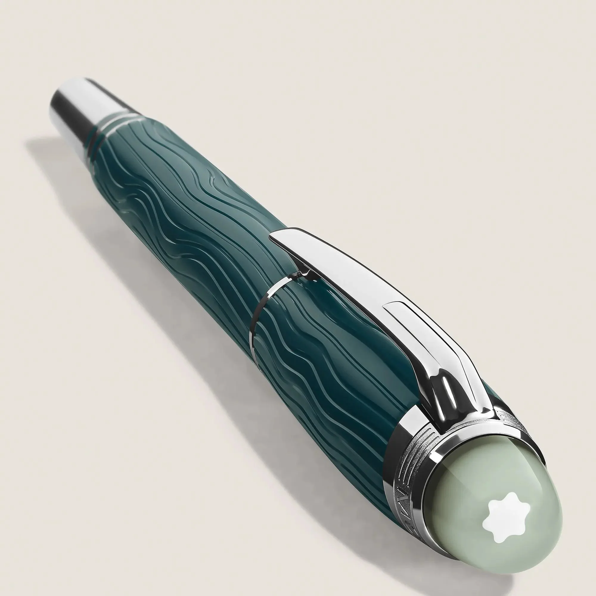 Montblanc StarWalker Polar Green fountain pen - Image 3