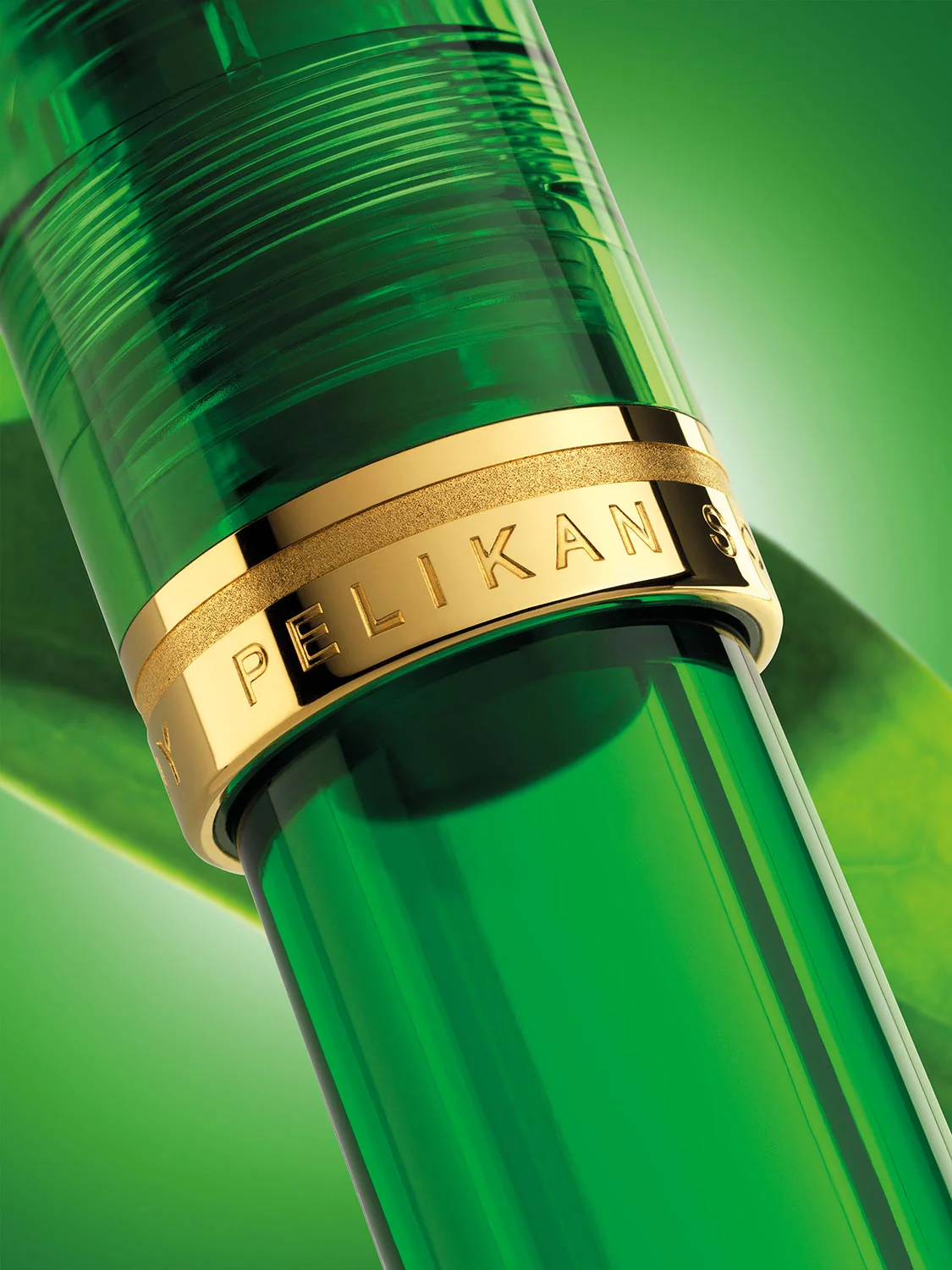 Pelikan M800 Green Demonstrator - Image 2